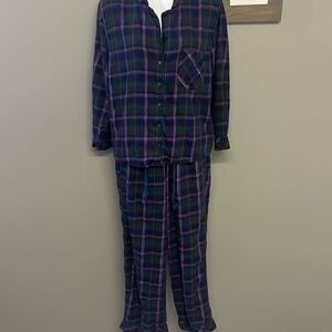 Victoria’s Secret Blue Plaid Two Piece Pajama Set- Button Down Pull-On-Med Short